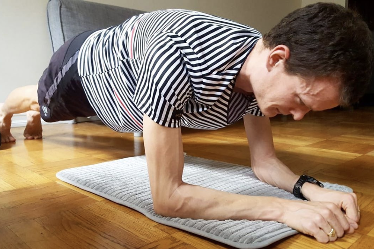 5 ejercicios para hacer en casa durante esta cuarentena