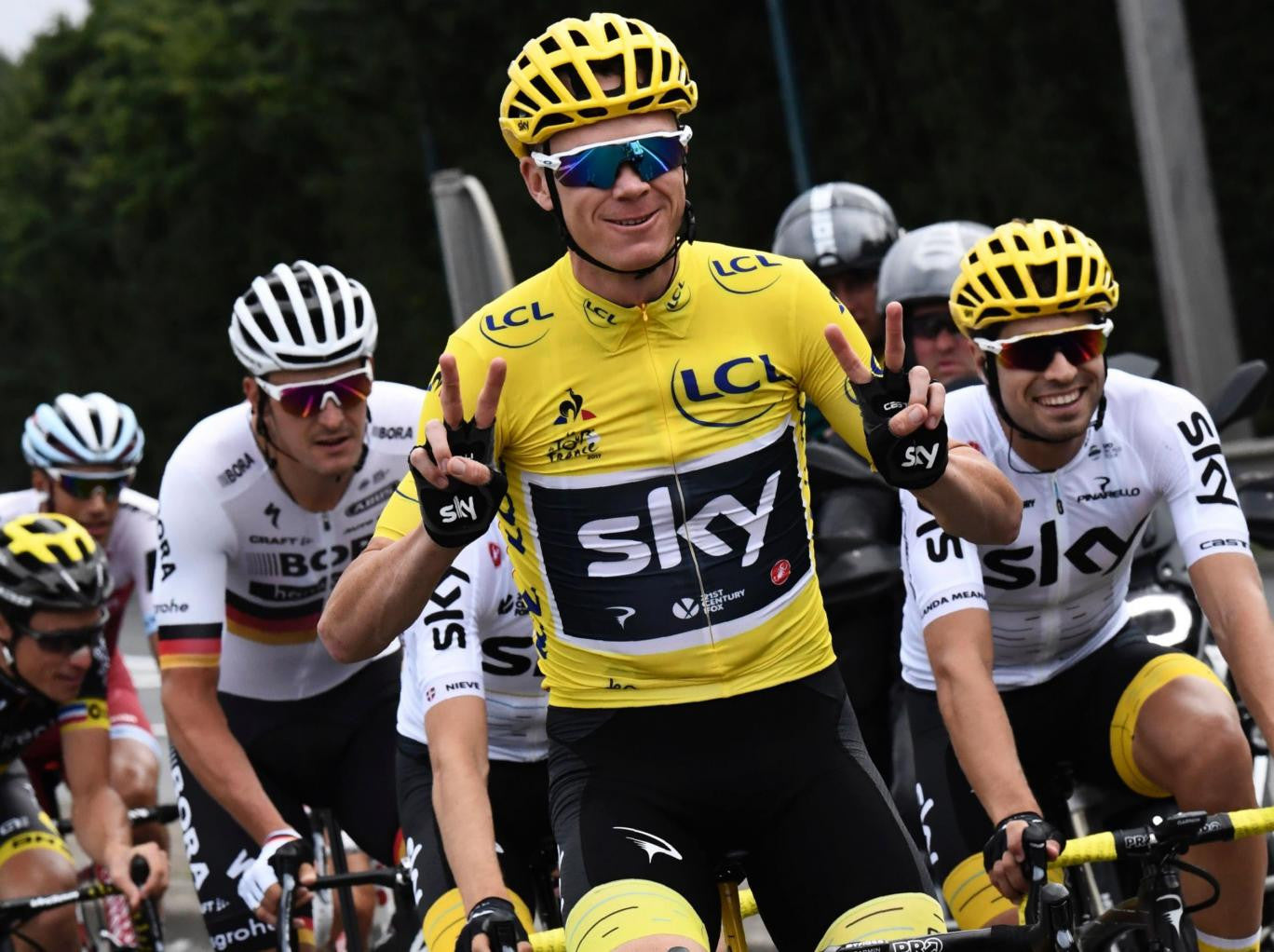 Froome conquista Paris y Van Lierde, Nice !!!