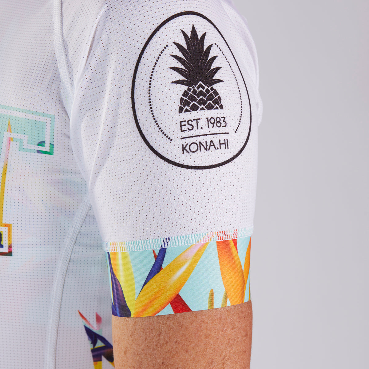 TRICOTA DE CICLISMO 83 (mujer)